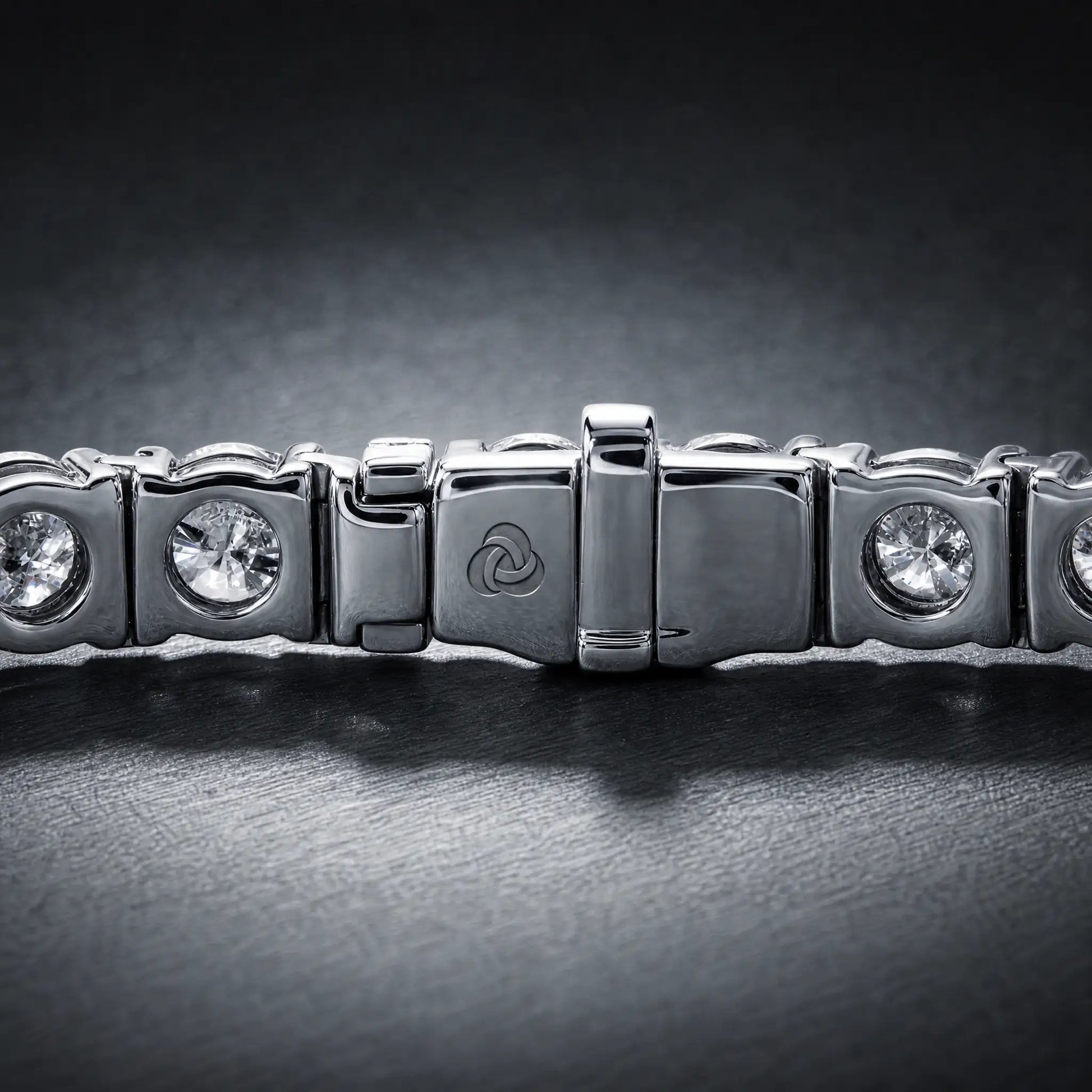 MEN Lab-Grown Diamond Tennis Bracelet | D Color VVS2 Carat Club Co. Bracelet Carat Club Co. 0-05-1ct-lab-grown-diamond-tennis-bracelet-d-color-vs1-3-25-35ctw-copy    