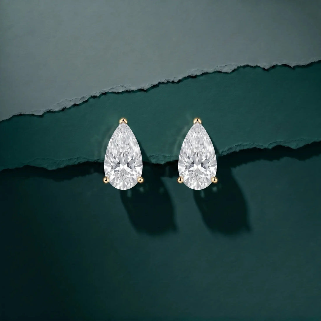 2ct Lab-grown Pear Diamond Stud | D color VVS2 Carat Club Co. Stud m3s0x4-xe.myshopify.com 1ct-lab-grown-pear-diamond-stud-d-color-vvs2    